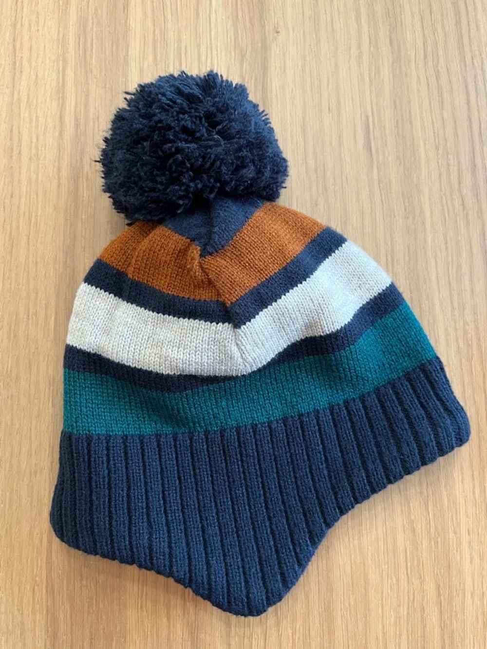 Amazon, Boy’s very warm and cozy lined winter hat and loop scarf, size 1-3 years